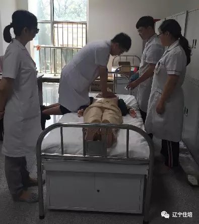 錦州市康寧醫院舉行“住培心血管急救模擬示教”活動 